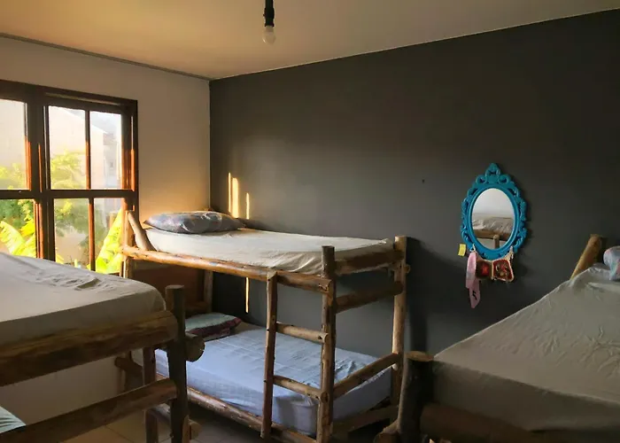 Katsbarnea Hostel