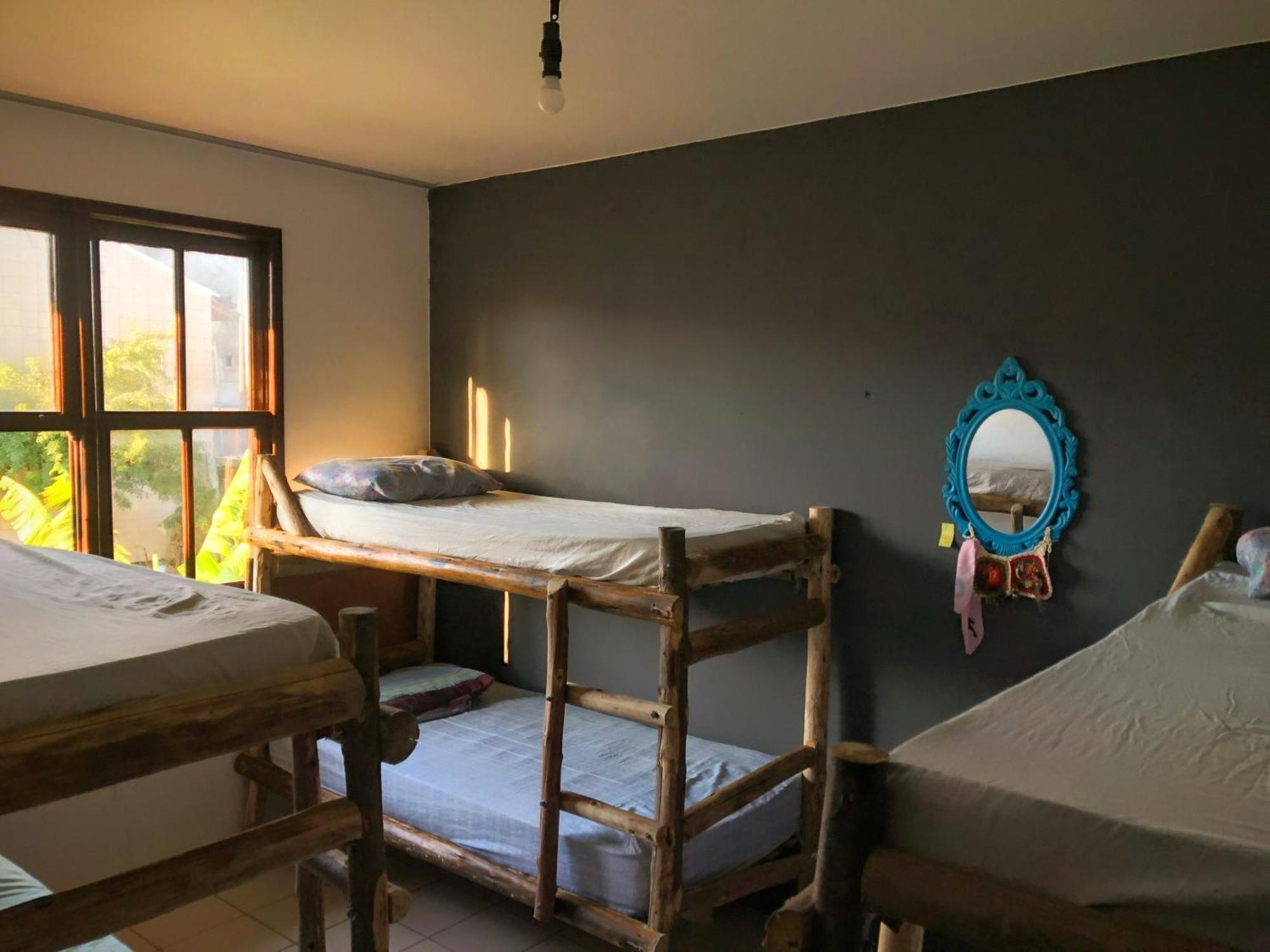 Hostel Katsbarnea